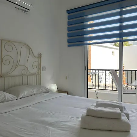 One Bedroom Apartment, Molos Complex - By Imh Travel & Tours شقة