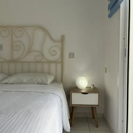 One Bedroom Apartment, Molos Complex - By Imh Travel & Tours شقة