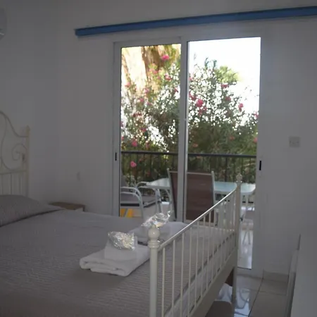 One Bedroom Apartment, Molos Complex - By Imh Travel & Tours Paphos