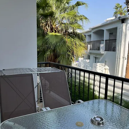 아파트 One Bedroom Apartment, Molos Complex - By Imh Travel & Tours *